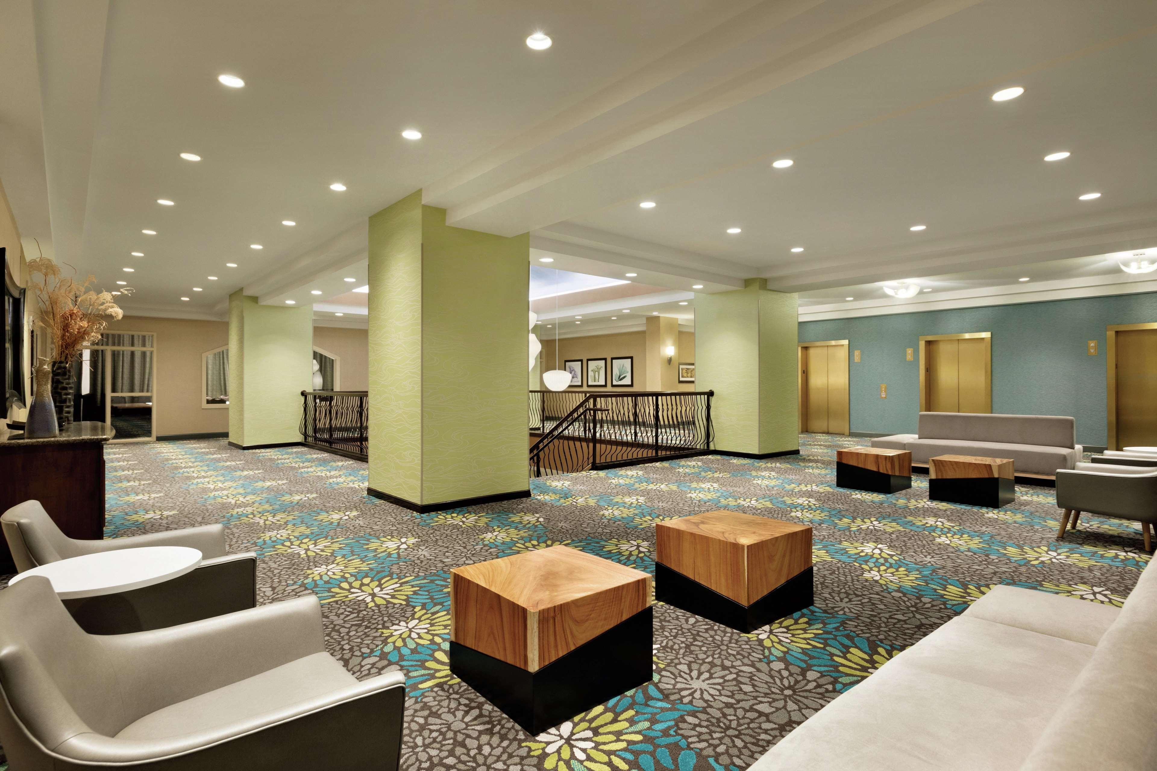 Hilton Garden Inn Worcester Exterior photo