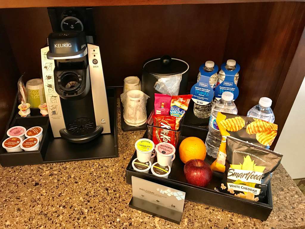Hilton Garden Inn Worcester Room photo